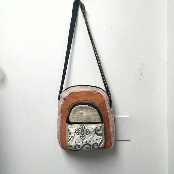 Multi Pocket Crossbody Bag Purse Made From Pure Hemp - Picture 1 of 6